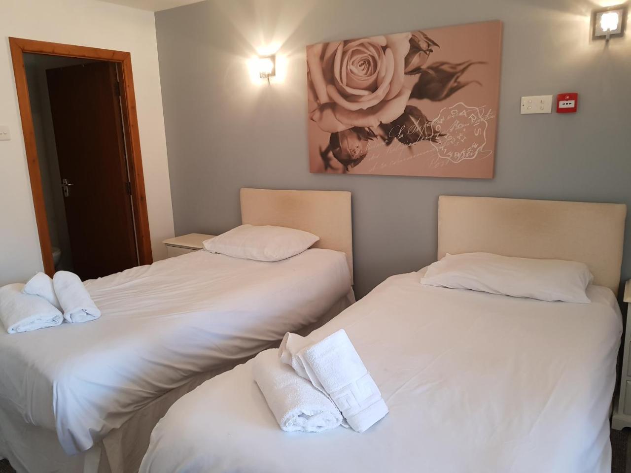 The Gardeners Country Inn Kingston upon Hull Bagian luar foto
